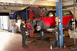 car repairs Wokingham